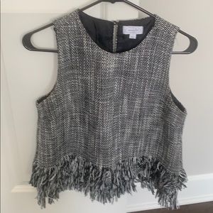 Sleeveless tweed fringed top